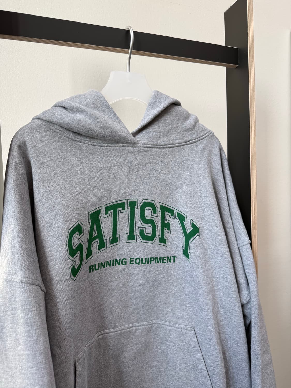 새티스파이 로고 소프트쉘 후드티 헤더 그레이 상품이미지2