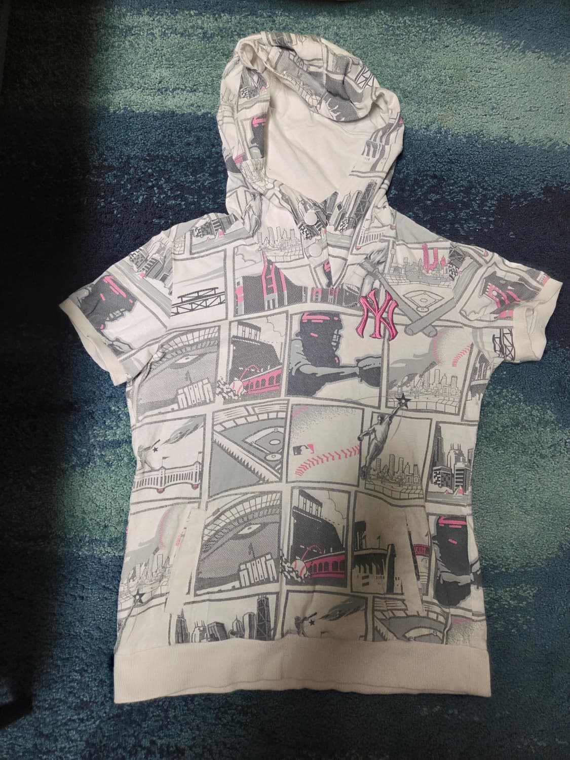 택포)MLB NY 반팔후드 Y2K 카툰 야구 농구 축구 고세구 짱구 흰색 상품이미지1