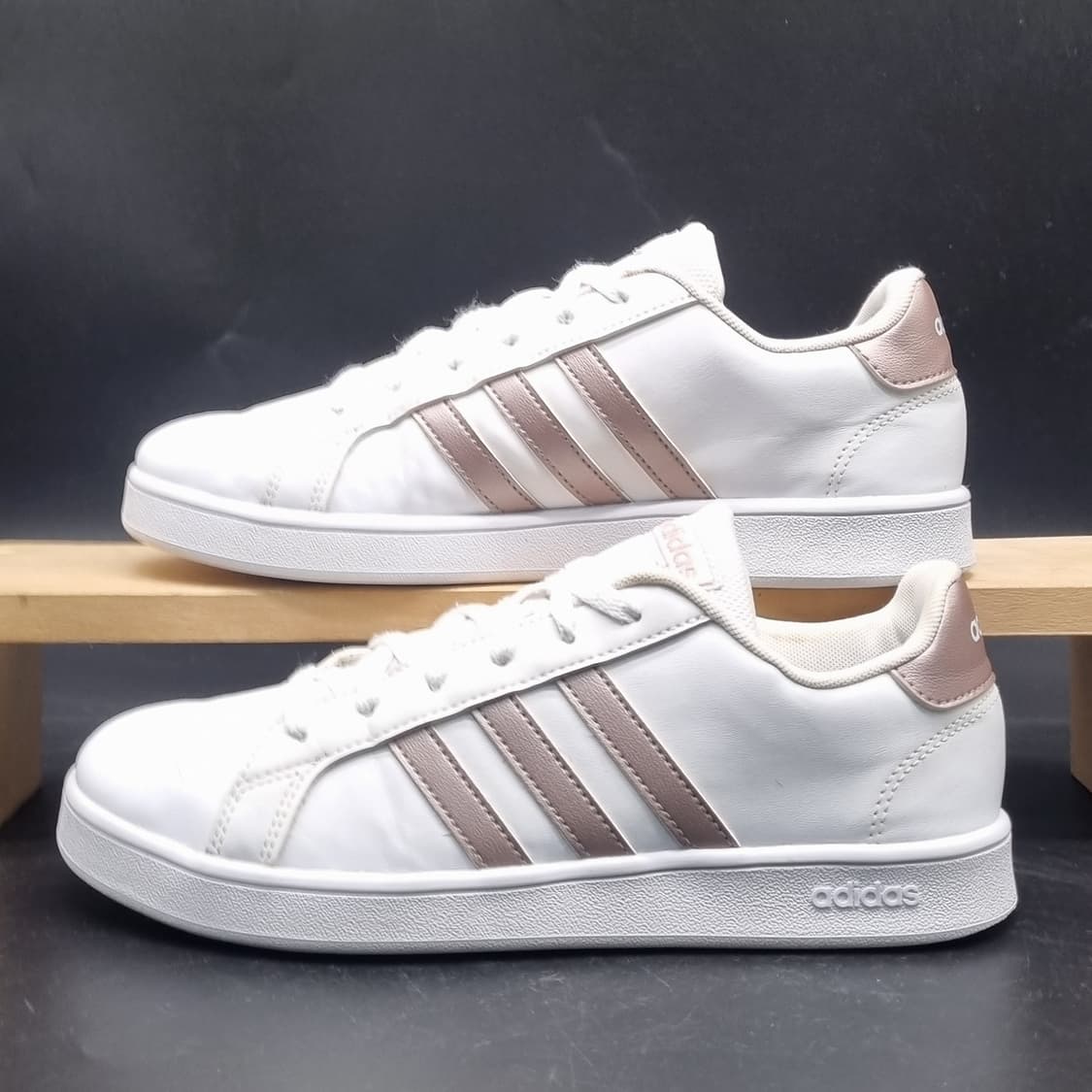 아디다스 그랜드코트 스니커즈250 상품이미지1