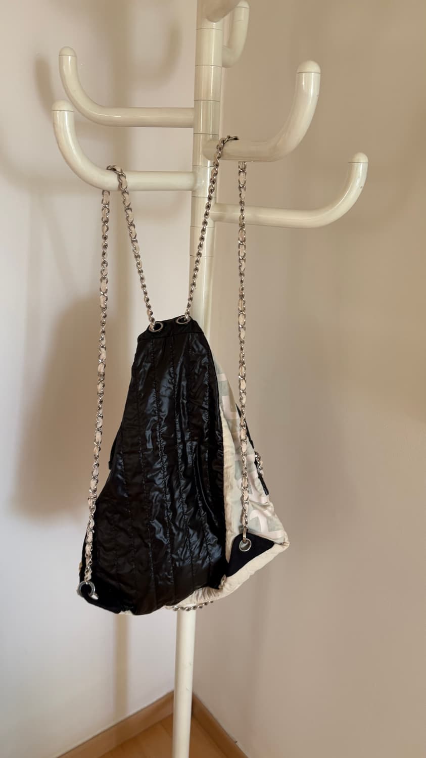 샤넬 나일론 백팩 화이트 (개런티카드,박스,쇼핑백 있음) 상품이미지3