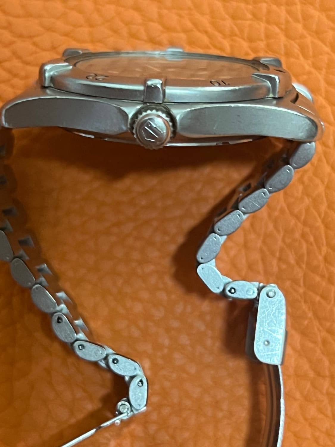 태그호이어 프로패셔널 962.006 모델 상품이미지5