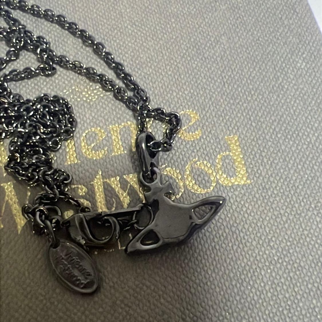 gunmetal Vivienne Westwood necklace 상품이미지2