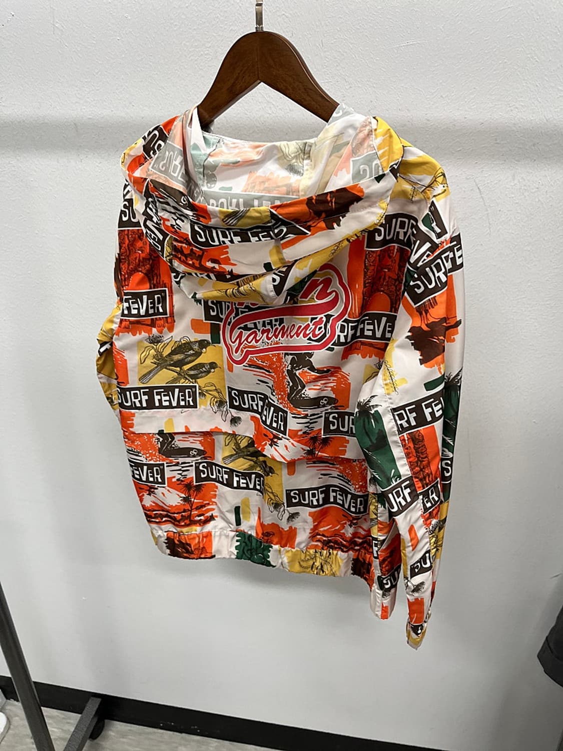 여) 마크앤로나 혼가먼트 바람막이  상품이미지3