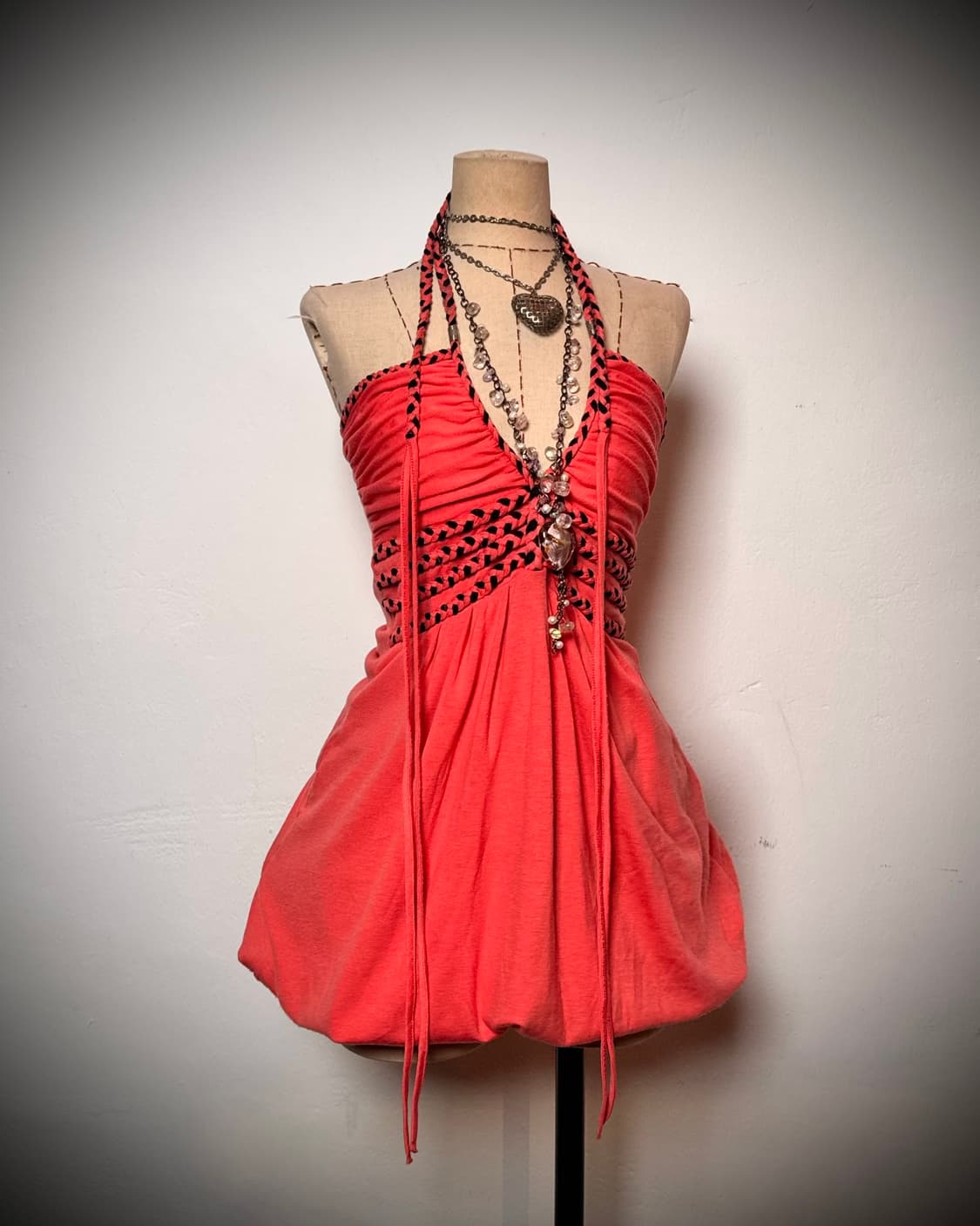 LIP SERVICE 홀터 퍼프 탑 상품이미지1