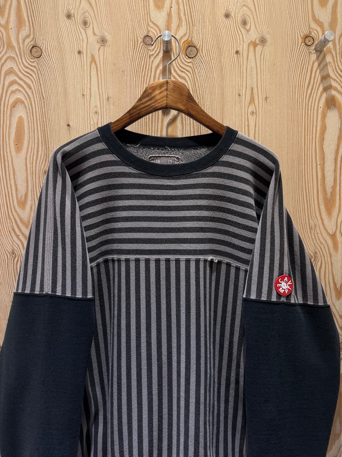 카브엠트 스트라이프 맨투맨 상품이미지3