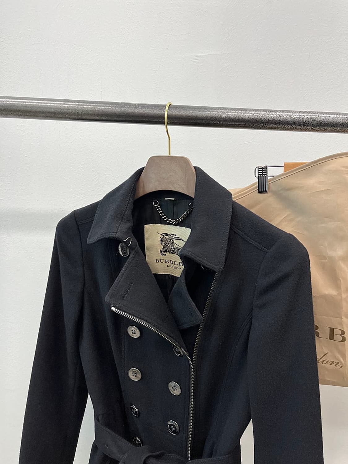 여) 버버리 런던 벨티드 캐시미어 코트  상품이미지4