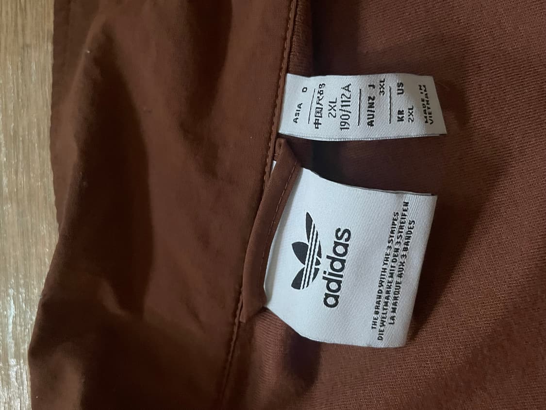 아디다스 바람막이 IZ2424 상품이미지2