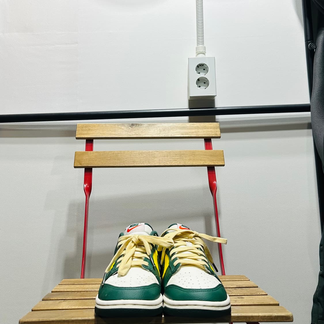 250) 나이키 운동화 남녀공용 신발 덩크 로우 SE 옵티 노블 그린 상품이미지2