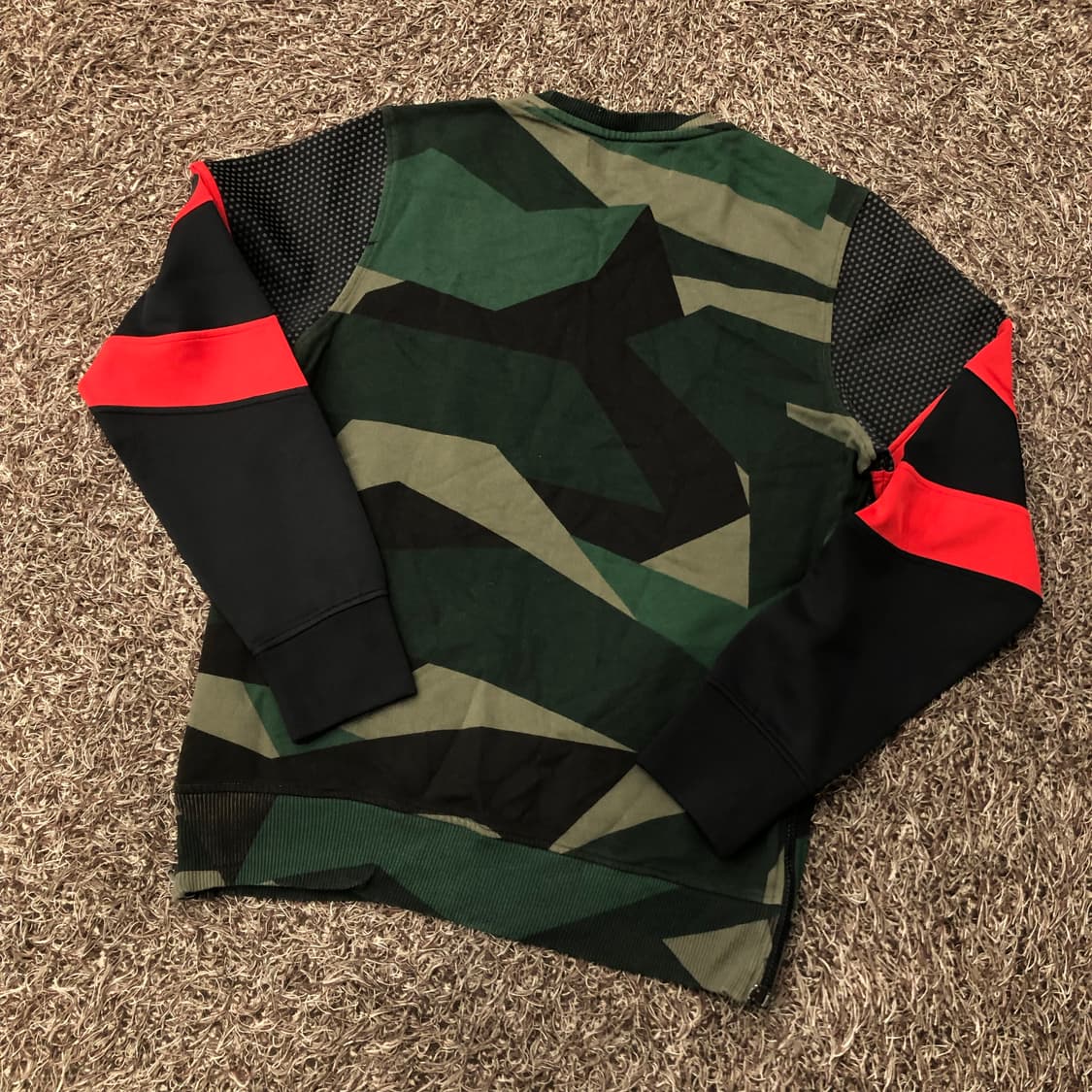 L 하이드로겐 카모플라쥬 맨투맨 상품이미지4