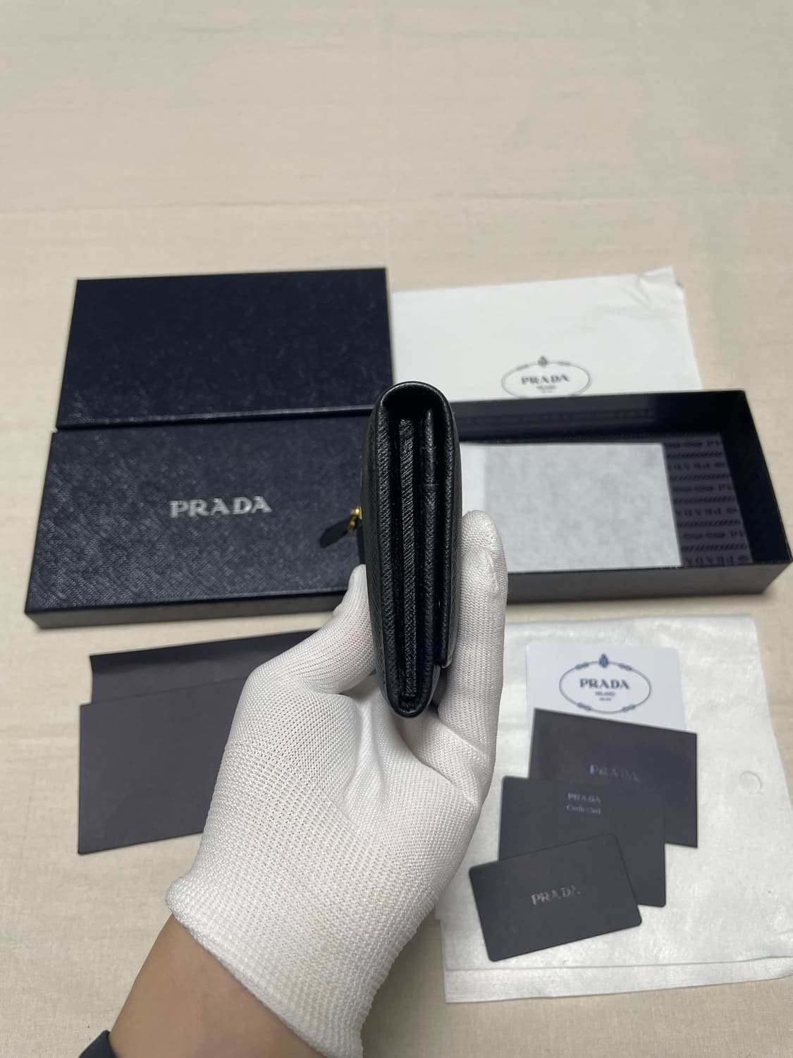 [풀구성] 프라다 사피아노 삼각로고 금장 장지갑 [os]  상품이미지3