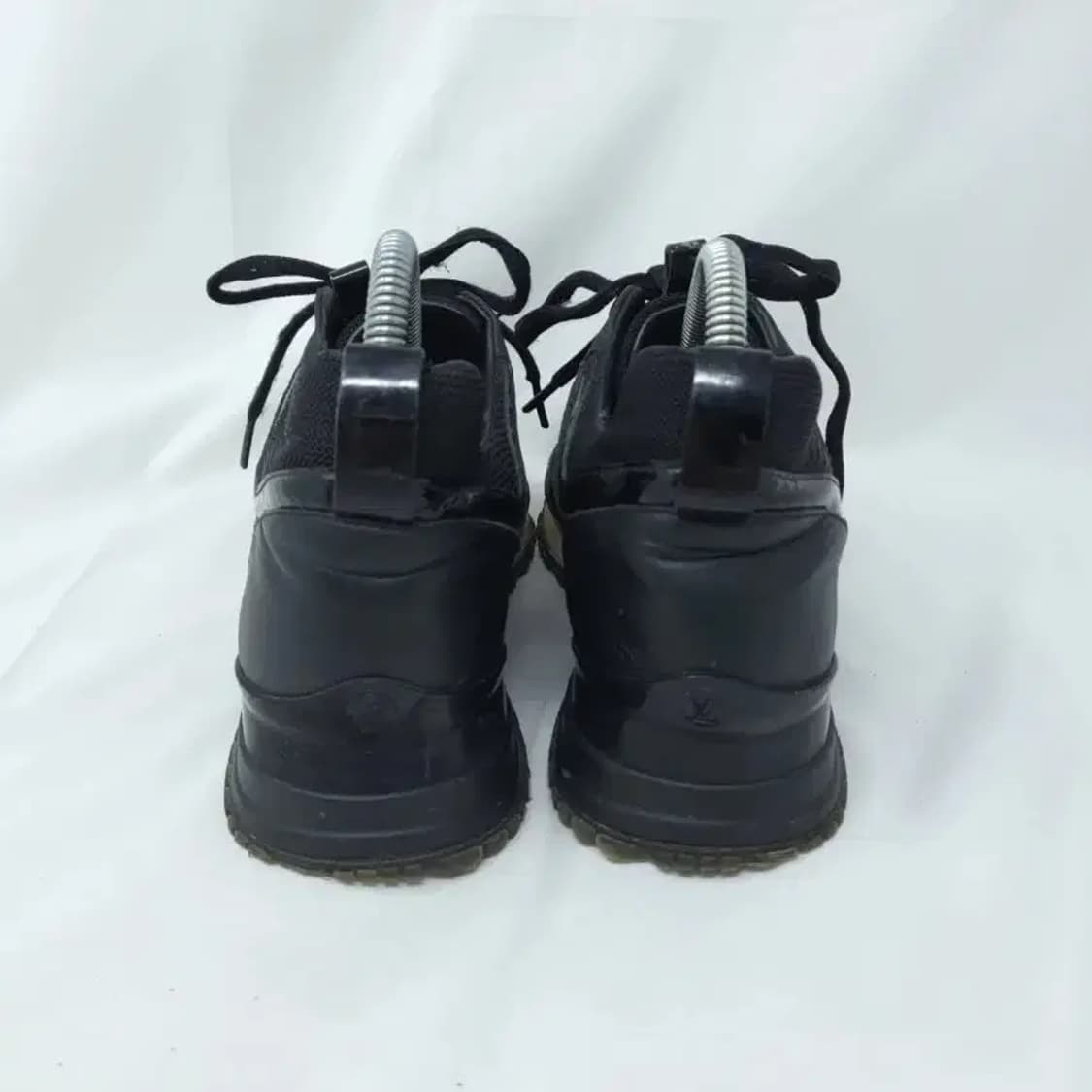 루이비통 스니커즈 블랙 230mm 정품 상품이미지5