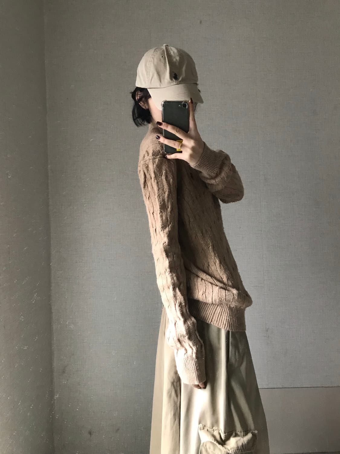 폴로 베이지브라운 케이블 니트 반집업 상품이미지3