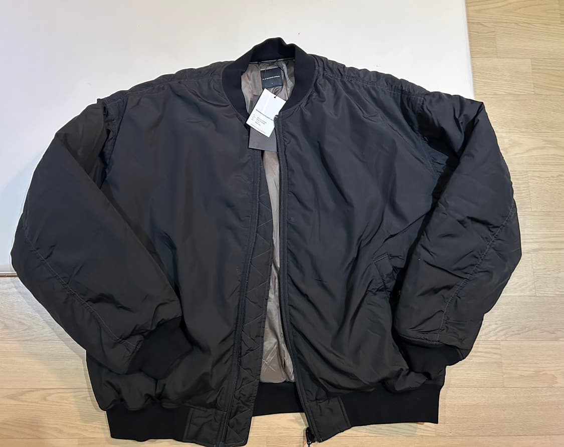 (새상품) 모이프 25fw 리버서블 플라이트 자켓 1사이즈 상품이미지2