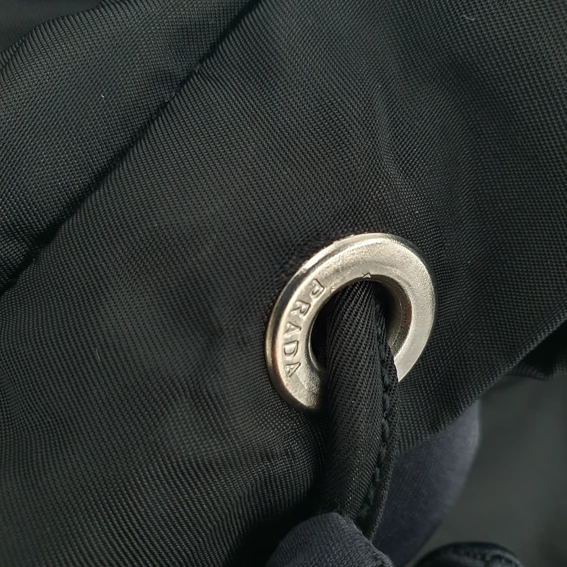 프라다 리나일론 원포켓 블랙 백팩 BZ4650 상품이미지10