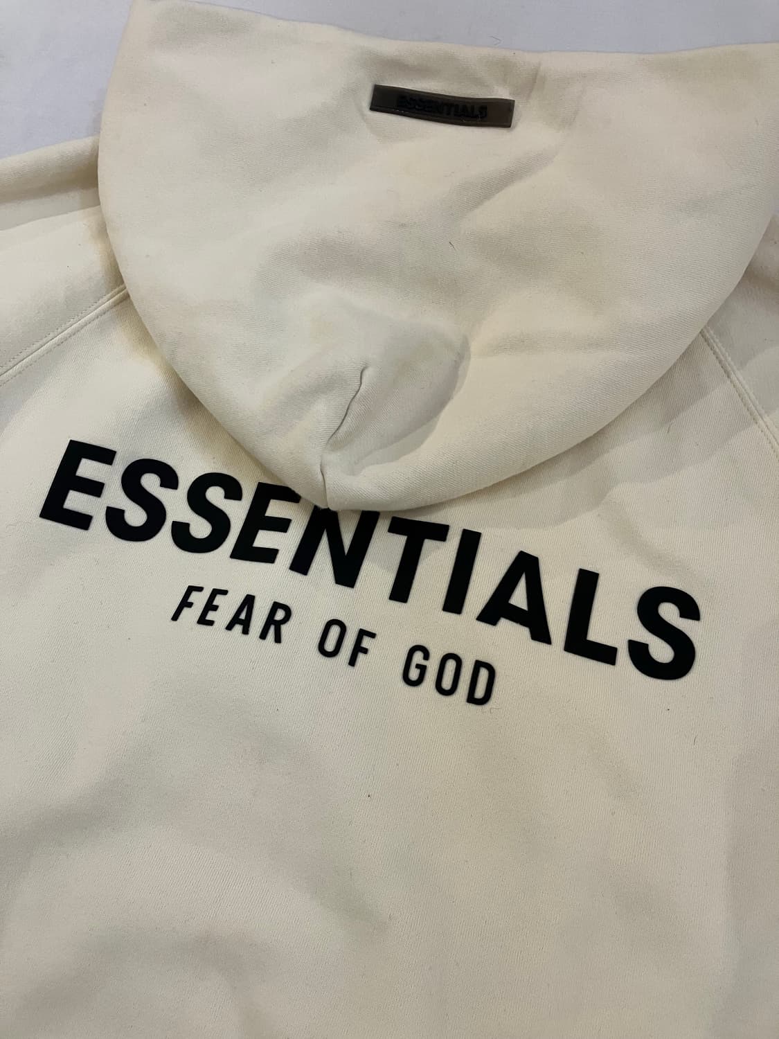 피어오브갓 에센셜 백로고 후드티 크림 상품이미지2