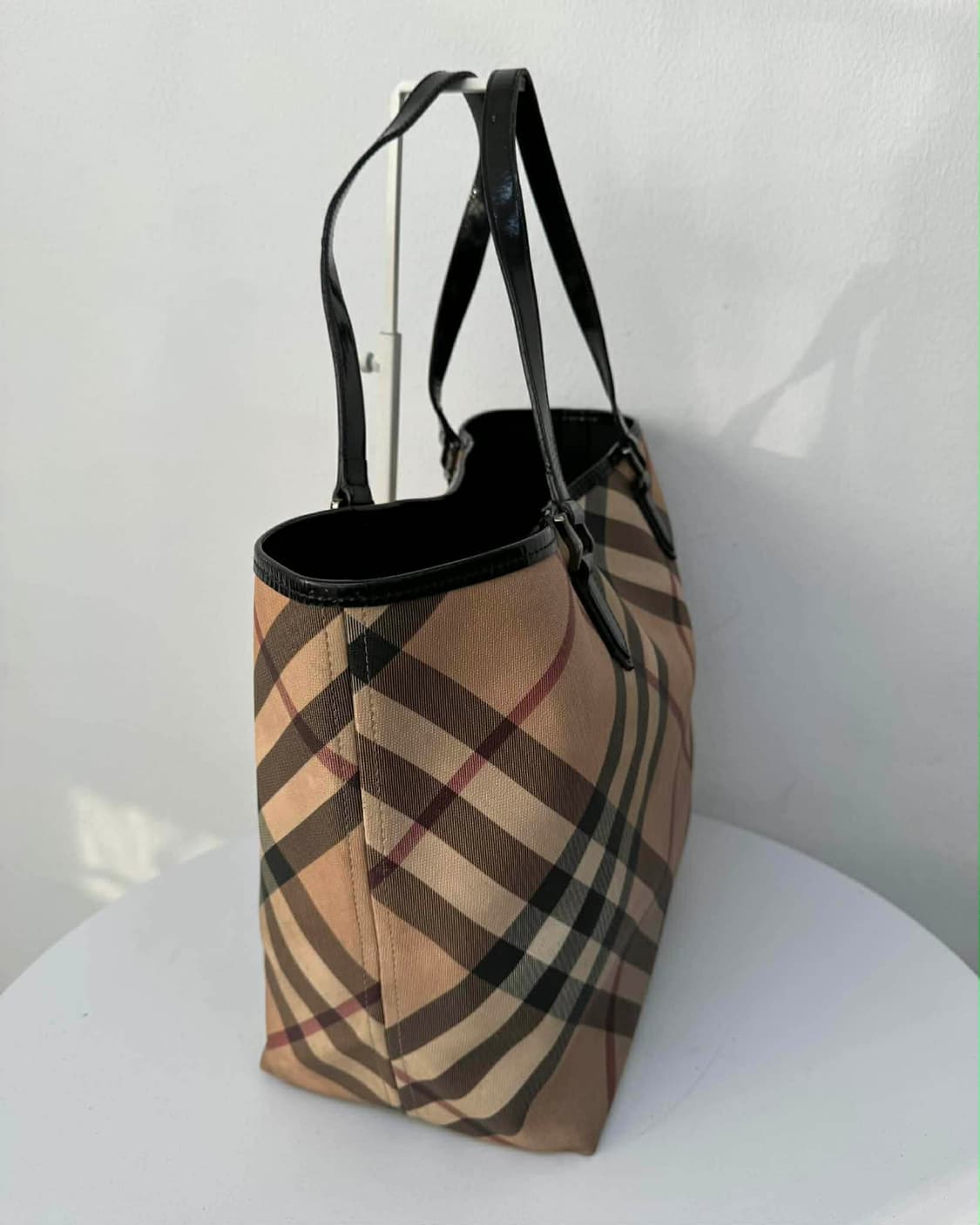 버버리 노바체크 숄더 토트백 상품이미지3
