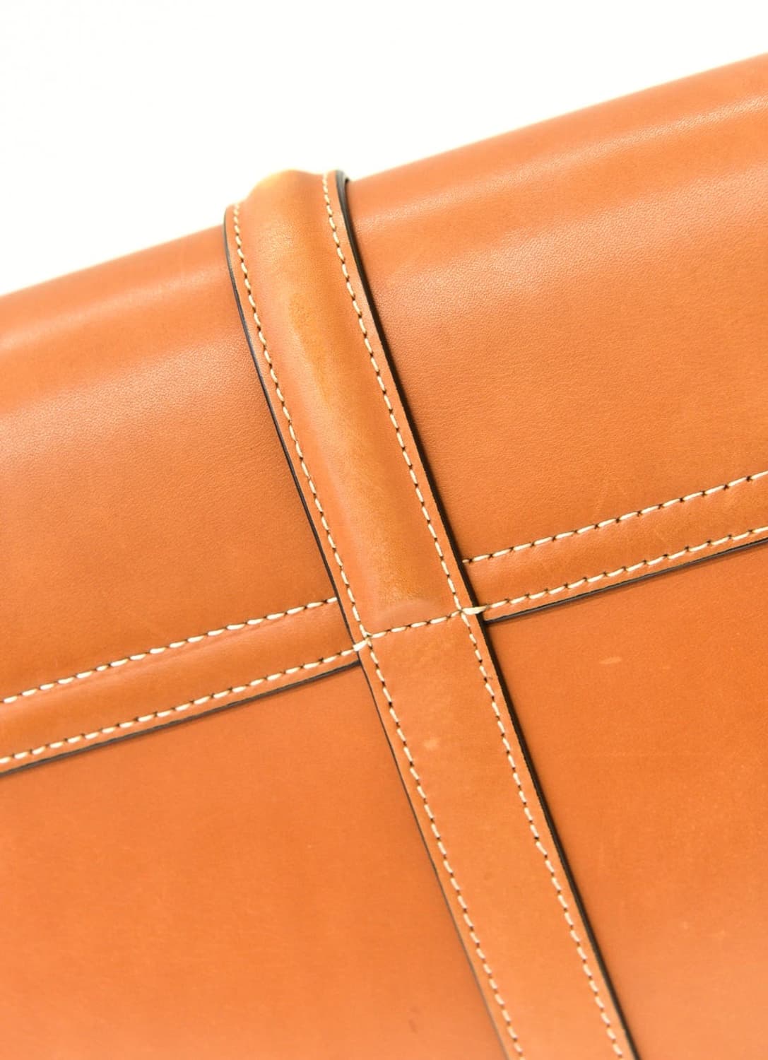 셀린느 카프스킨 베사체 16 크로스백 (정품) 상품이미지5