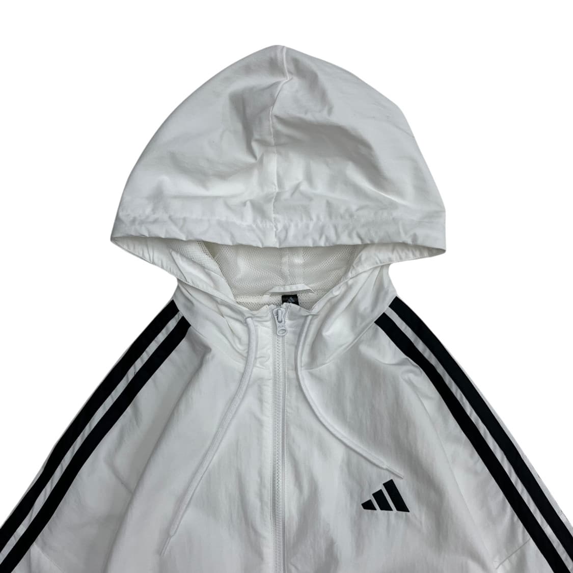 아디다스 에센셜 블랙라인 화이트 후드 바람막이 L 상품이미지4