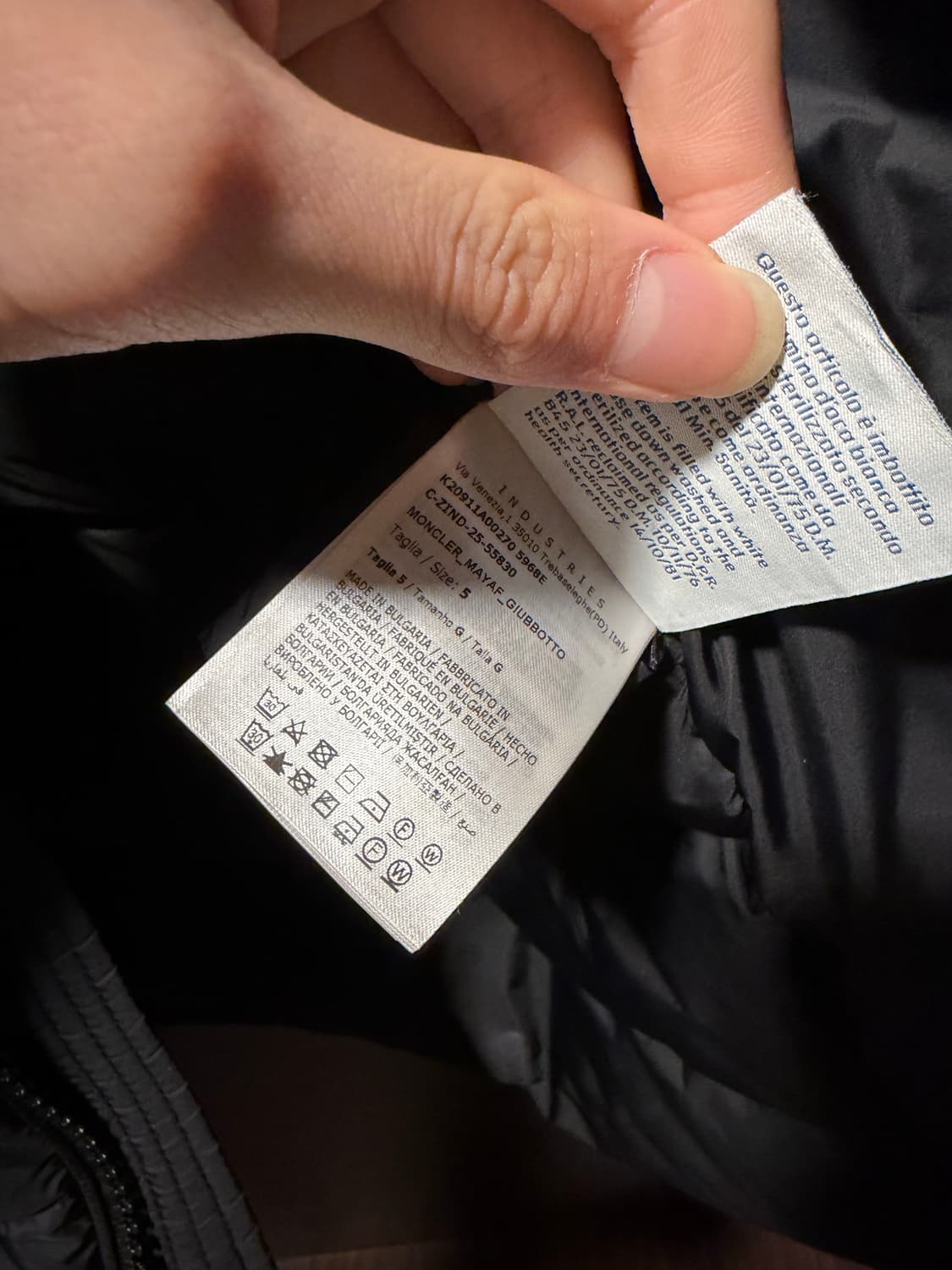 새상품급 25fw 몽클레어 마야프 패딩 상품이미지4