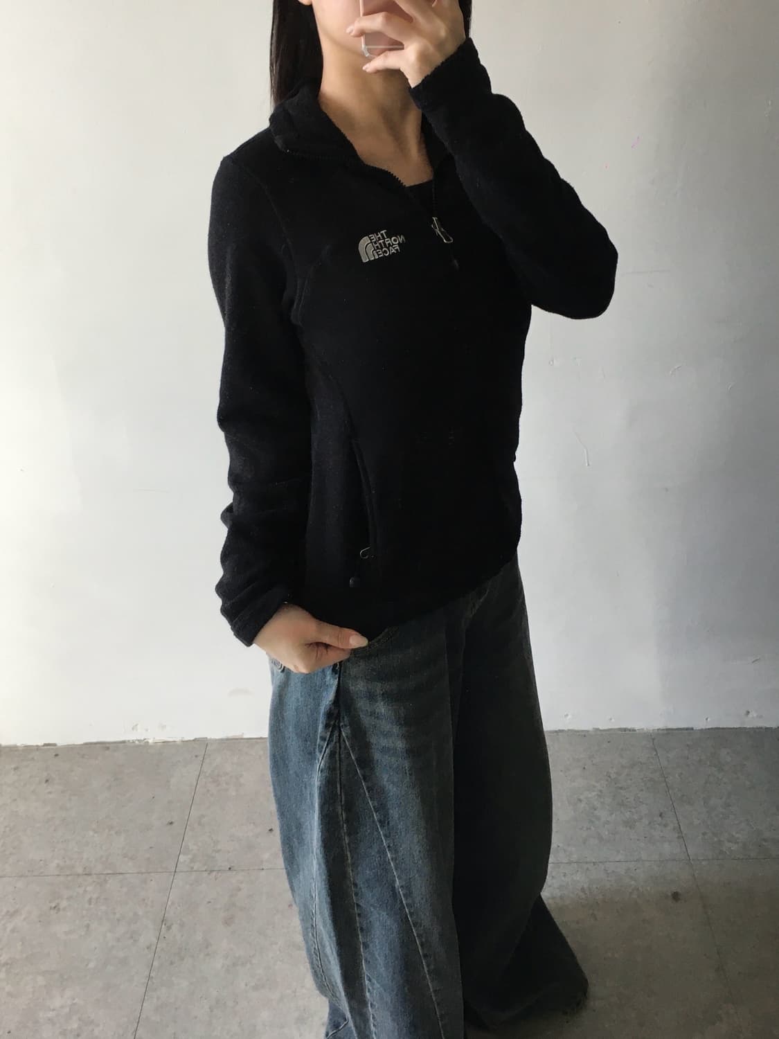 노스페이스 로고 후리스 상품이미지2