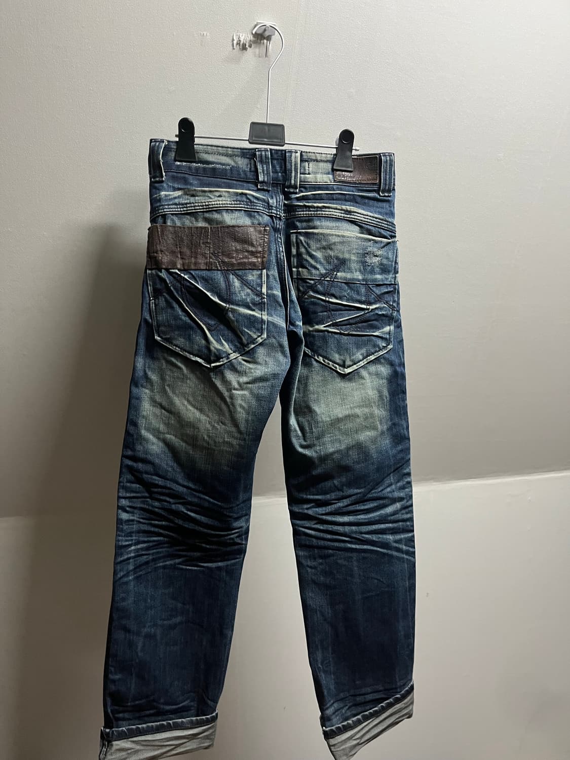 빈티지 워싱 데님 팬츠 / 리얼 페이드 & 레더 디테일 상품이미지5