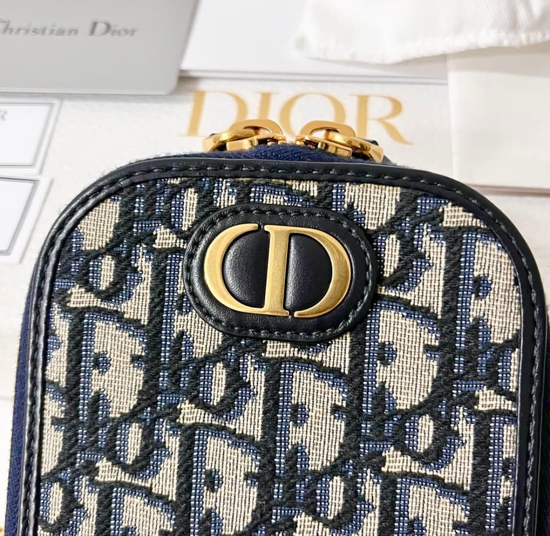 정품) 디올 30 몽테인 오블리크 폰홀더 체인 크로스백 가방 상품이미지3