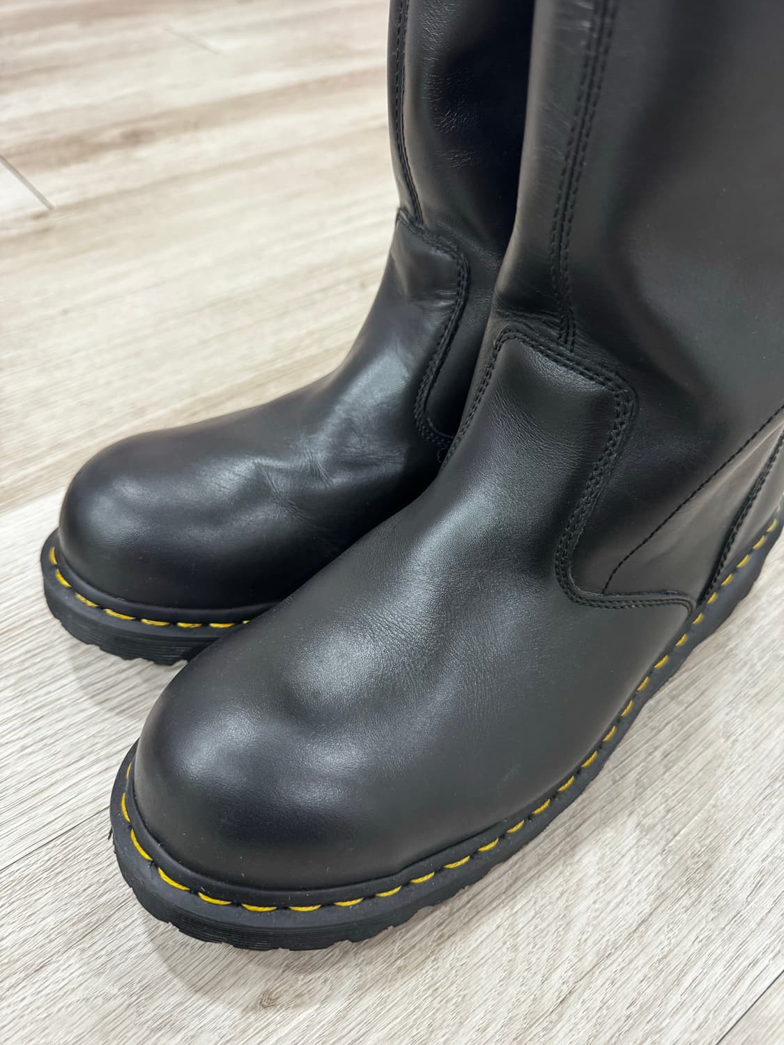 닥터마틴 스투시 부츠 2295 블랙 44 사이즈 상품이미지7