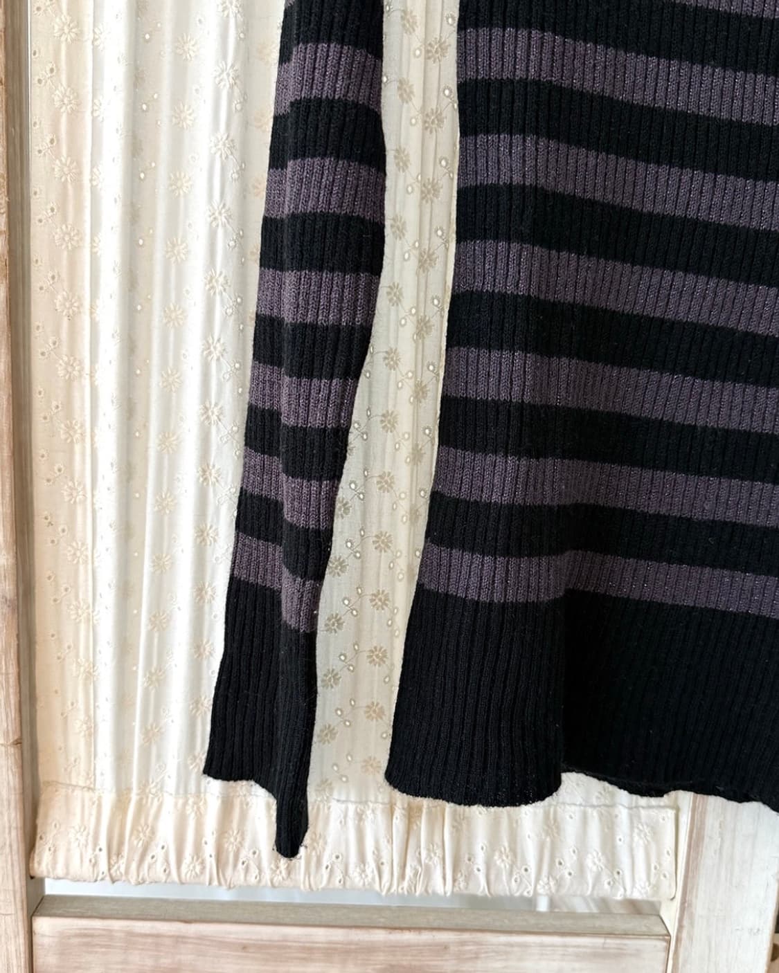Deep purple and black stripe long sleeve 상품이미지9