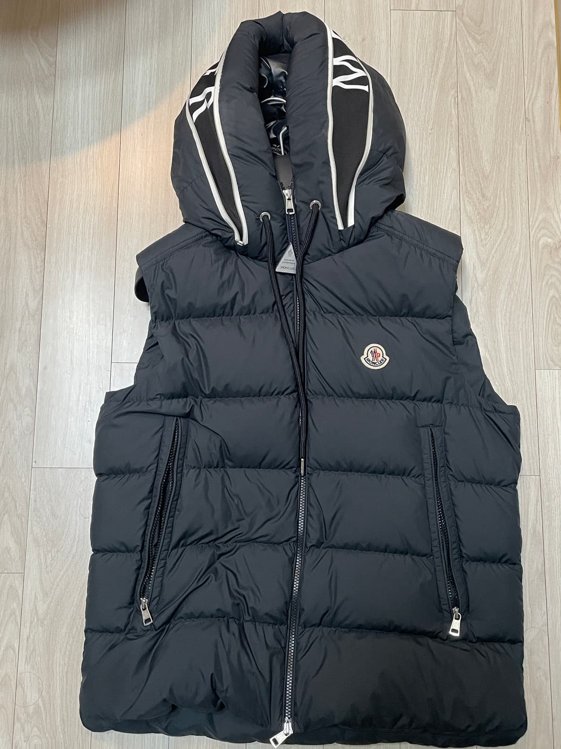 몽클레어 패딩 조끼 상품이미지1