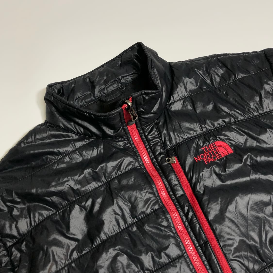 노스페이스 경량패딩 L 상품이미지3