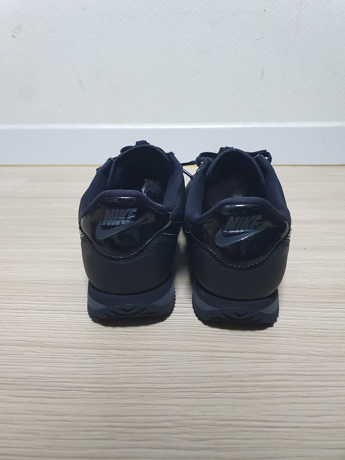 나이키 코르테즈 23 프리미엄 블랙 250 상품이미지5