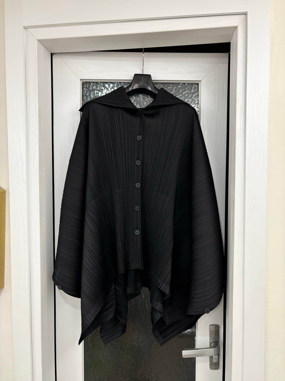 Pleats Please Issey miyake 블랙 숄 상품이미지1