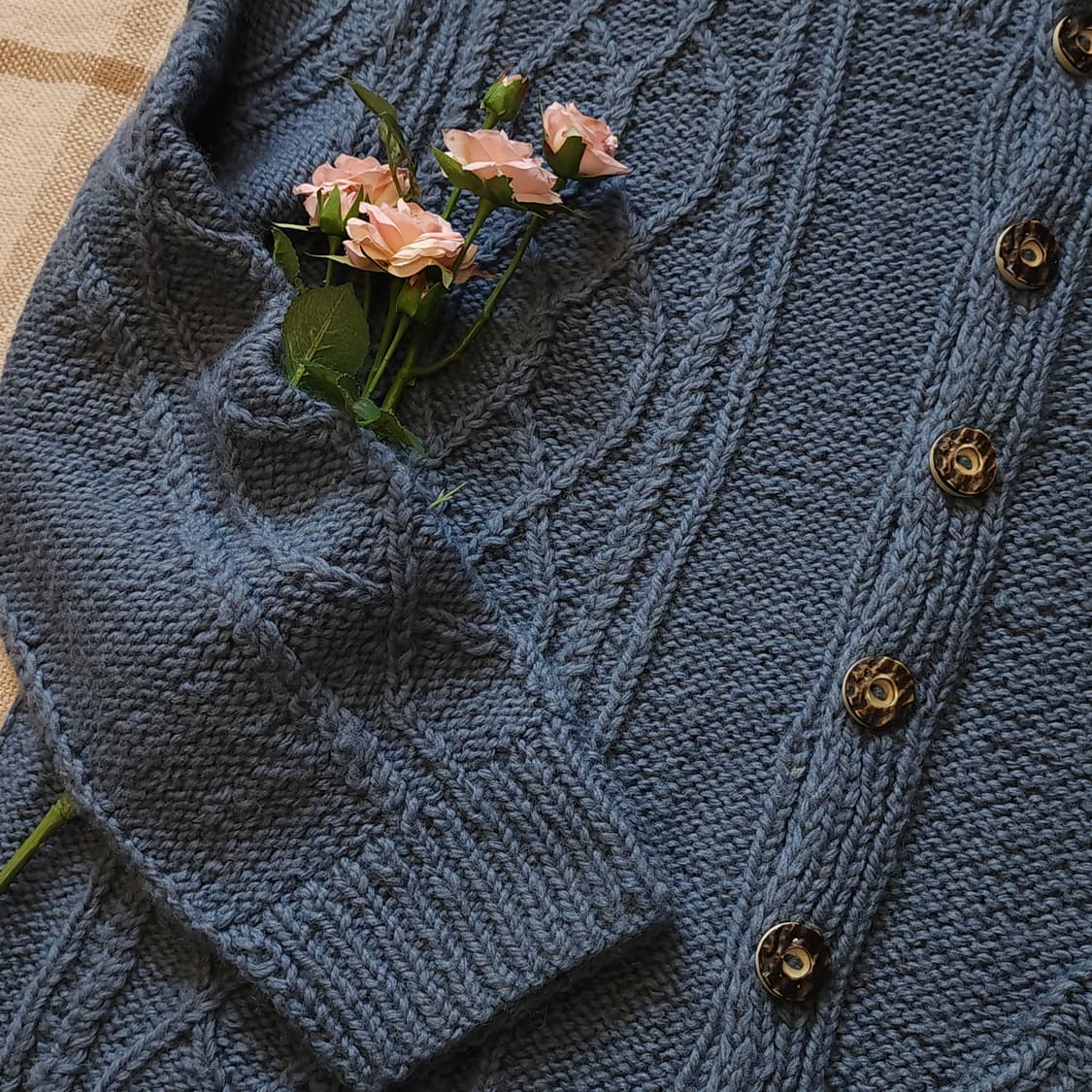 90s 프렌치 핸드메이드 울 가디건 유럽 헤비울 스웨터 버튼 가디건 블루 상품이미지7