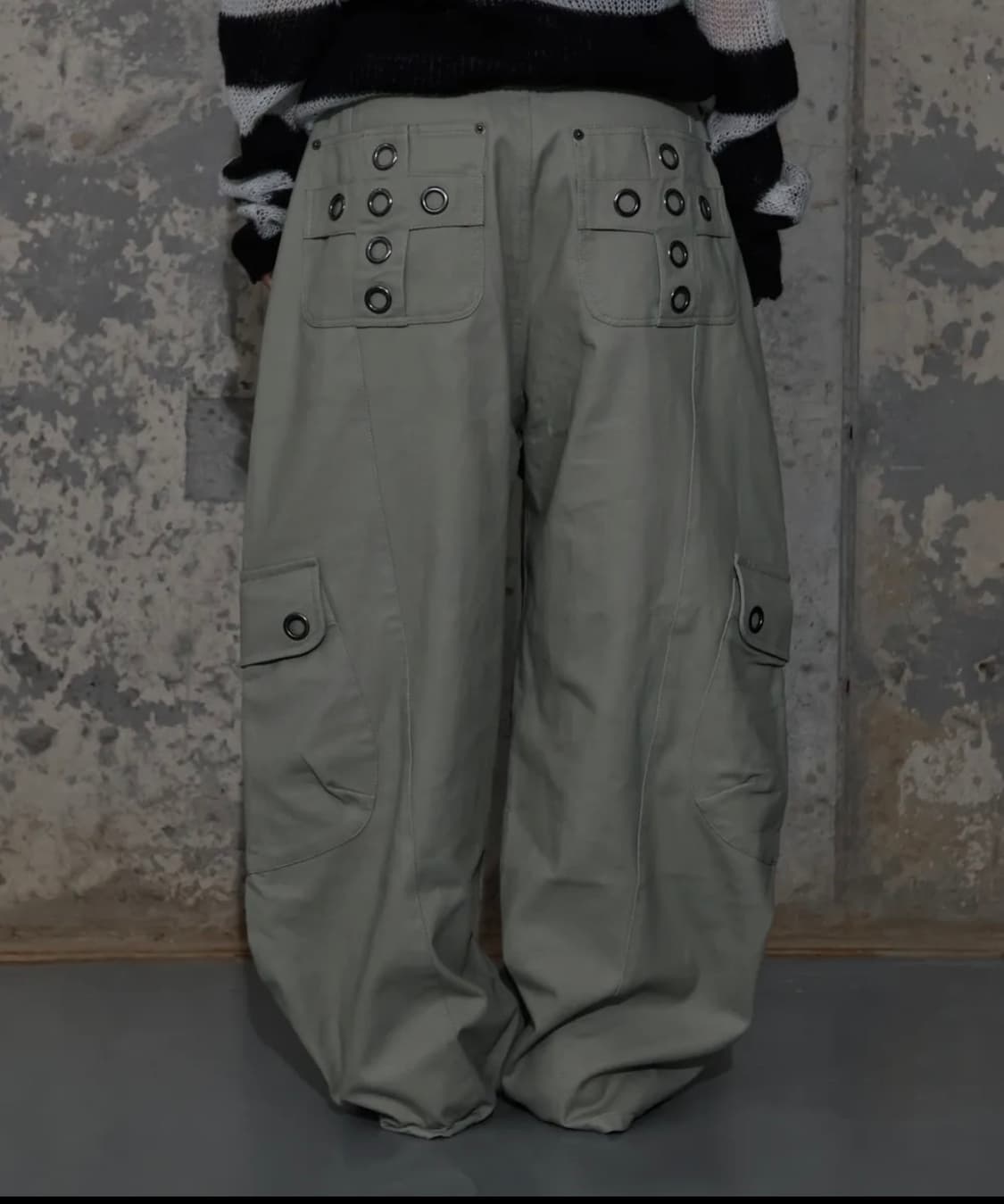 팬시클럽 크로스 포켓 카고 팬츠 (ASH KHAKI)  상품이미지1