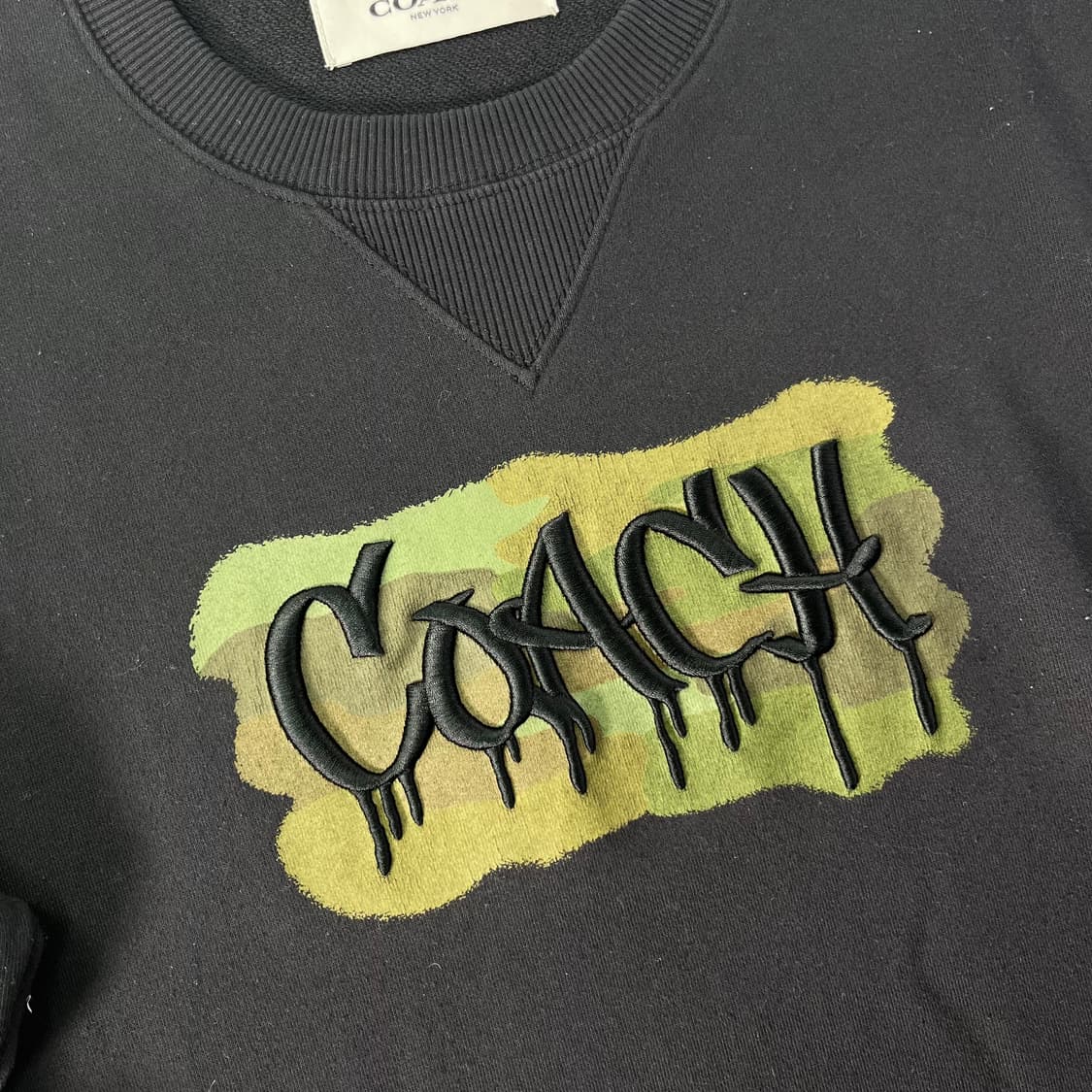 100 코치 그라피티 맨투맨 상품이미지2