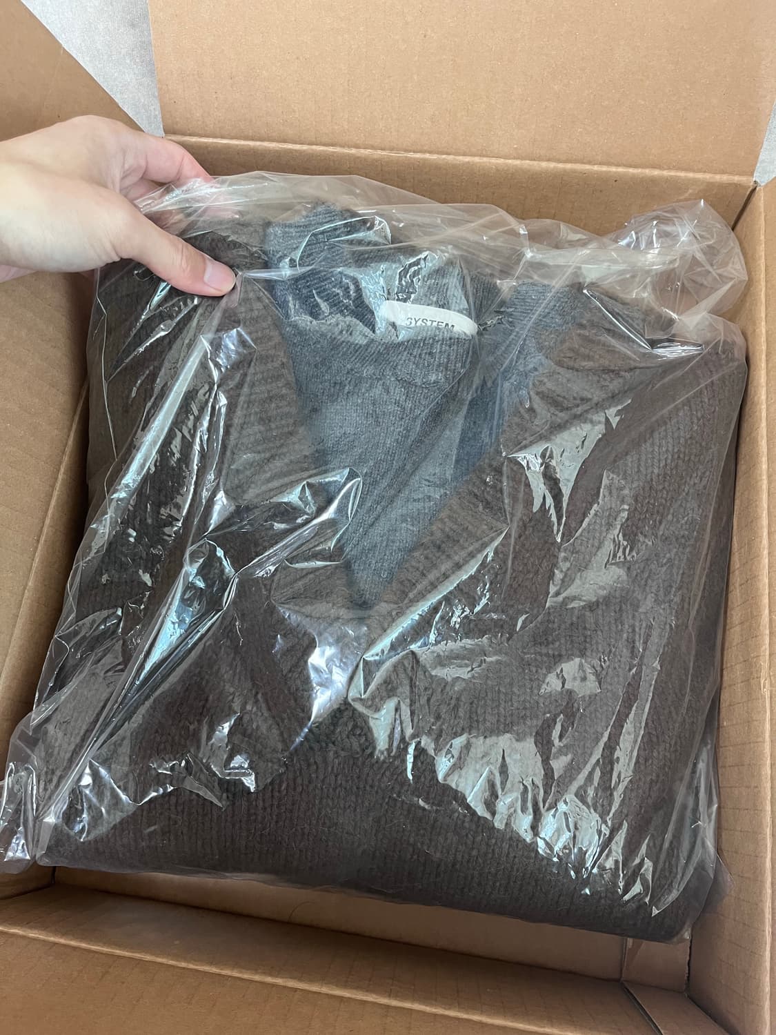 시스템옴므 25FW 파리컬렉션 울 더블 넥 브이넥 니트 역시즌 상품이미지9