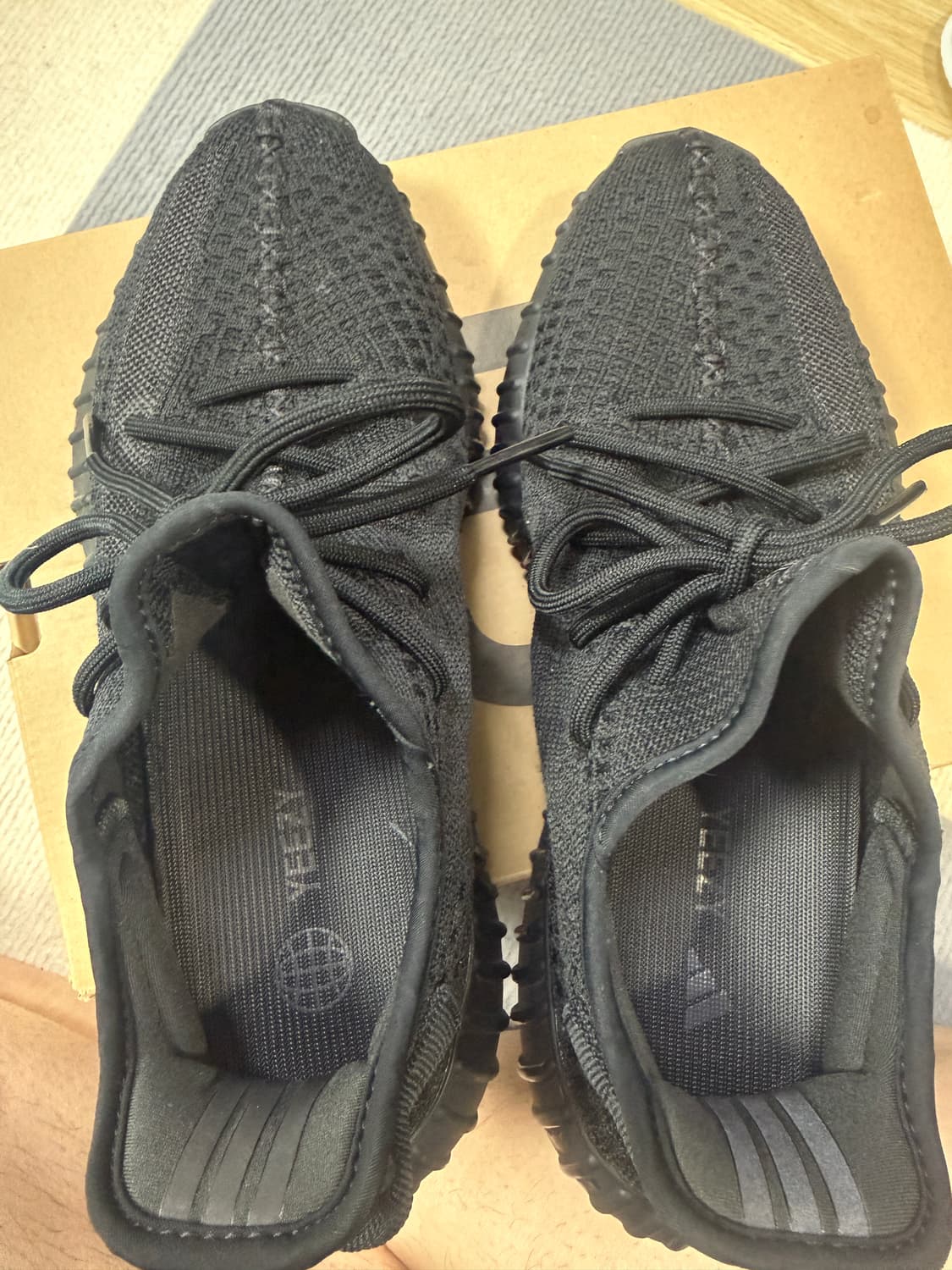 아디다스 이지부스트 350 오닉스 265 사이즈 상품이미지2