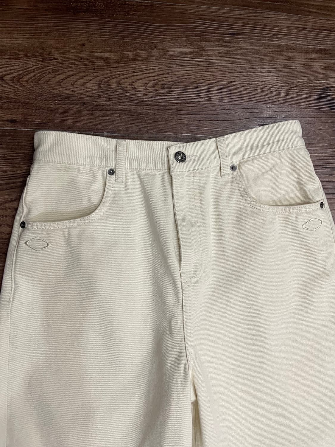 미스치프 버뮤다 팬츠 크림 상품이미지3