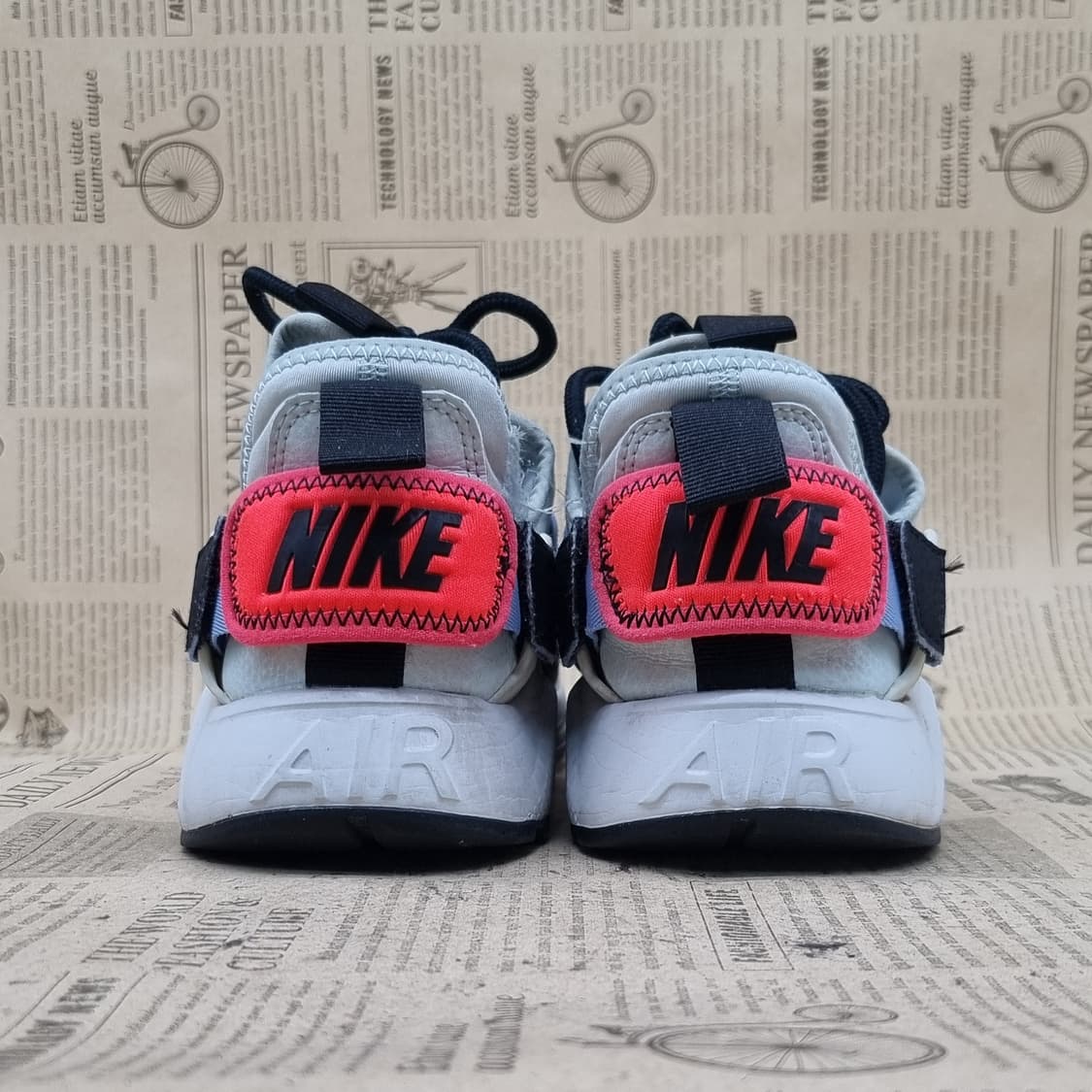 나이키 에어 허라취 시티로우 운동화230 상품이미지4