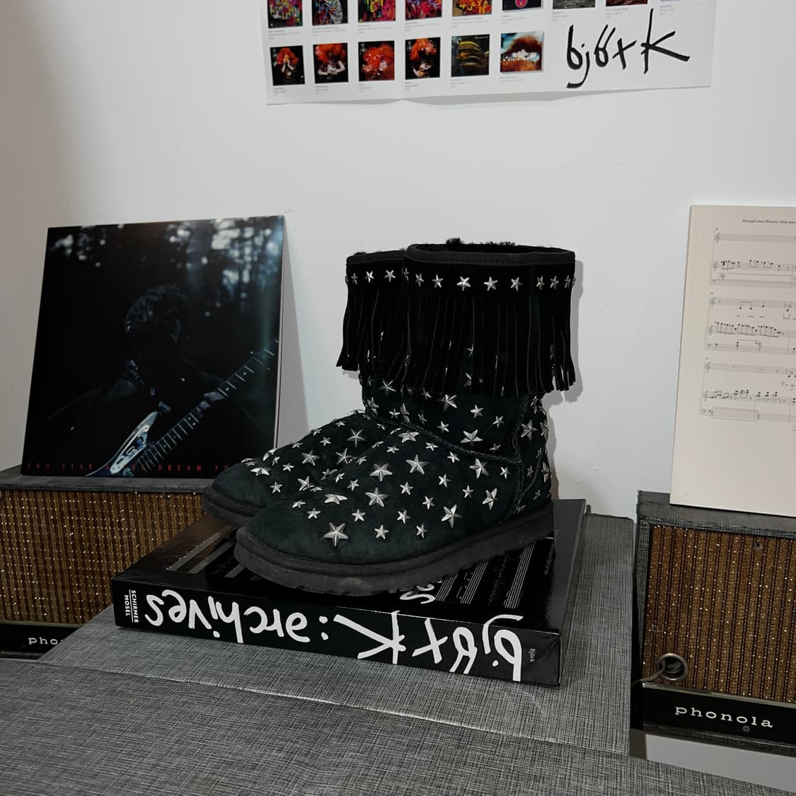 지미추 X 어그 스터드 부츠 블랙 상품이미지3