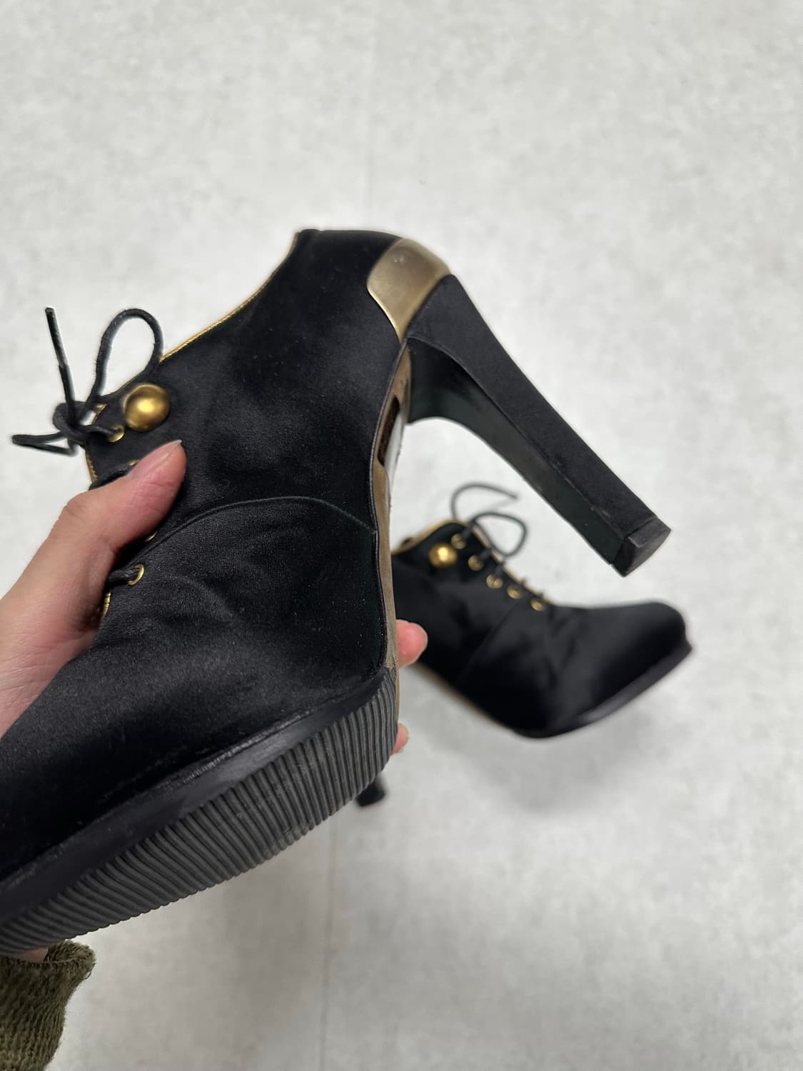 펜디 레이스업 앵클 부츠 상품이미지7