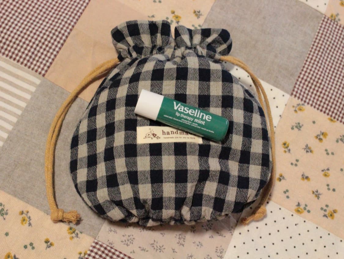 핸드메이드 네이비체크 셔링 스트링 파우치 상품이미지5