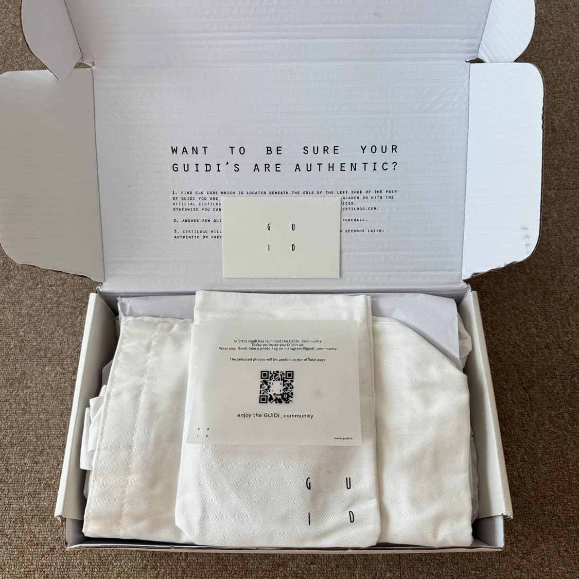 구이디 992 홀스 풀 그레인 레더 더비 블랙  상품이미지1