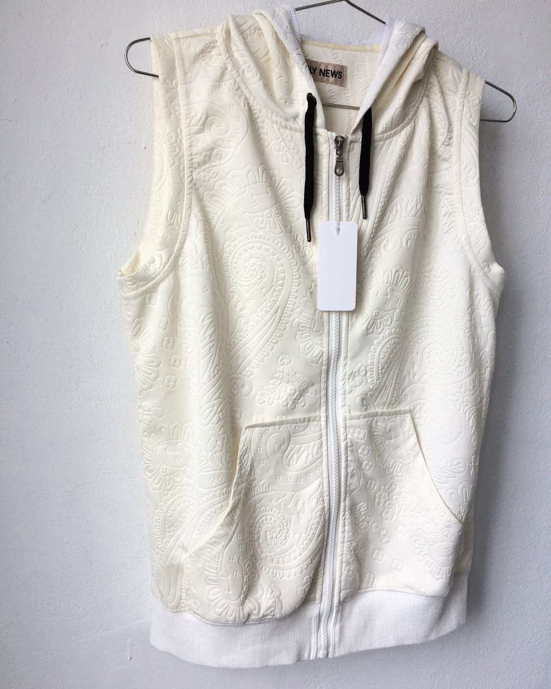 Paisley patern hood zip up vest 상품이미지3