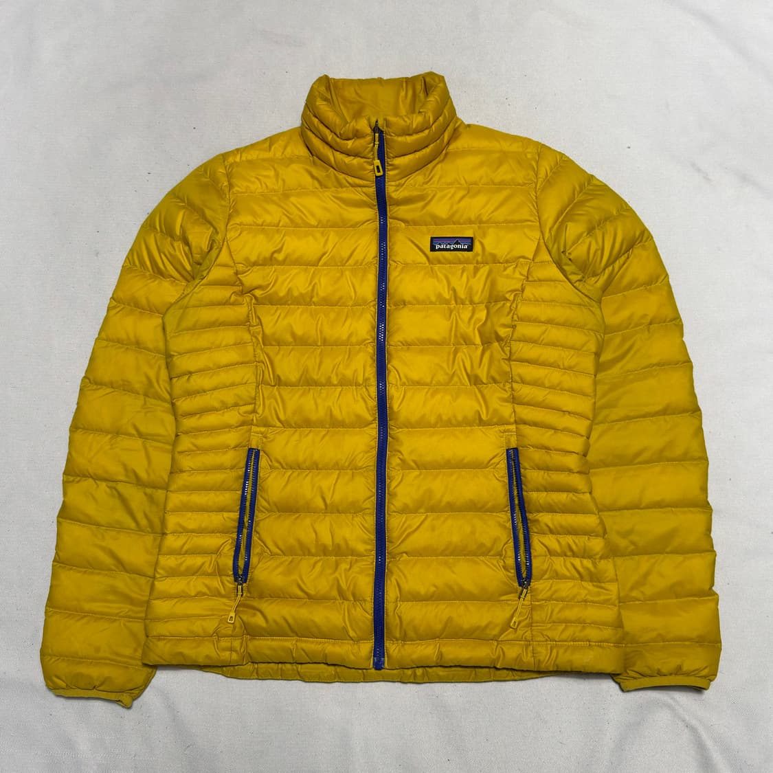 Patagonia 여성용 옐로우 경량 패딩 상품이미지5