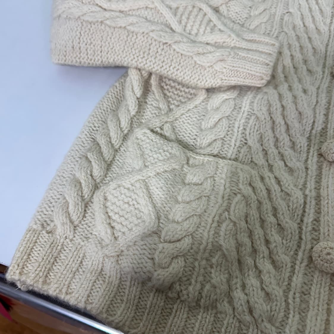 우먼M-L 크로커다일 아이보리 헤비울 후드 꽈베기가디건 상품이미지3