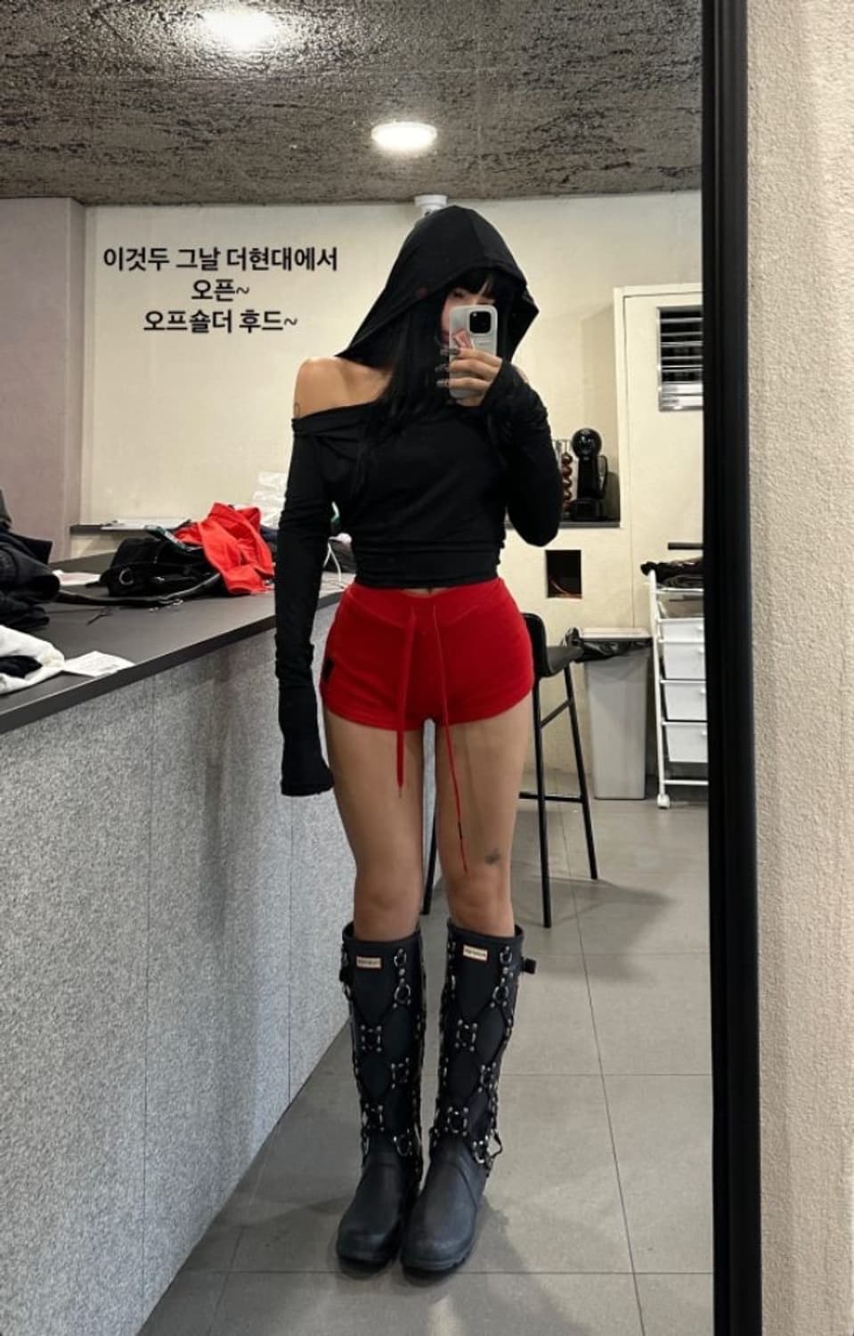 Toh 모하비 오프숄더 후드 상품이미지1