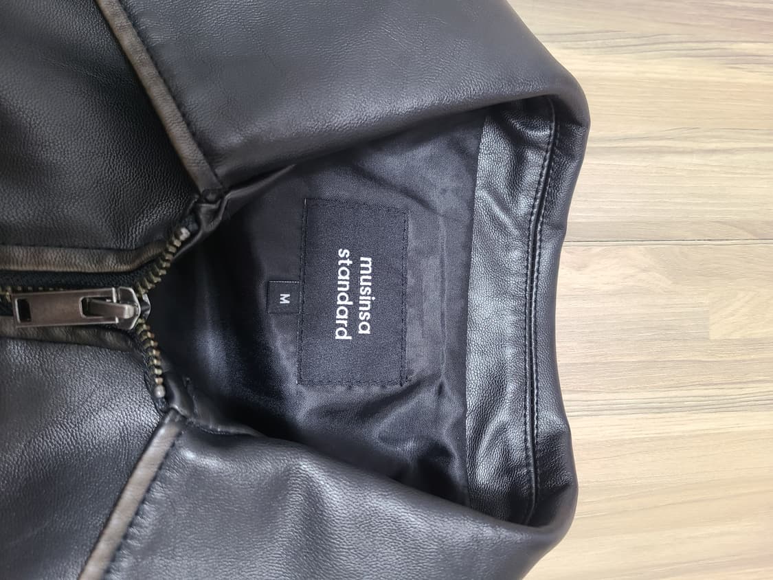 무신사스탠다드 페이디드 신세틱 레더 싱글 재킷 [블랙] M 상품이미지4