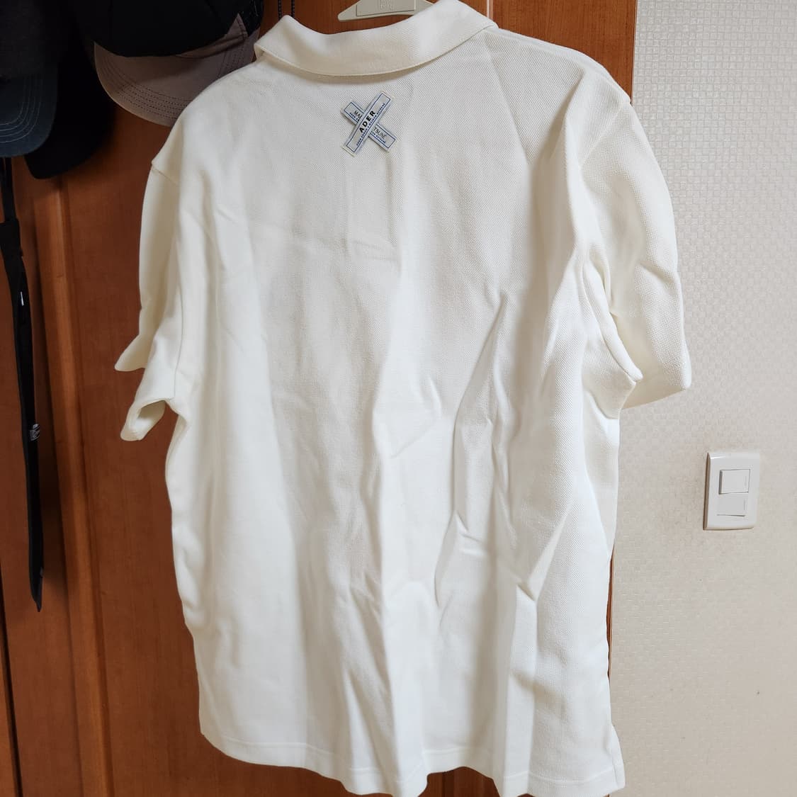 아더에러 메종키츠네 폴로 티셔츠 새상품 A1 pk 카라 반팔 상품이미지3