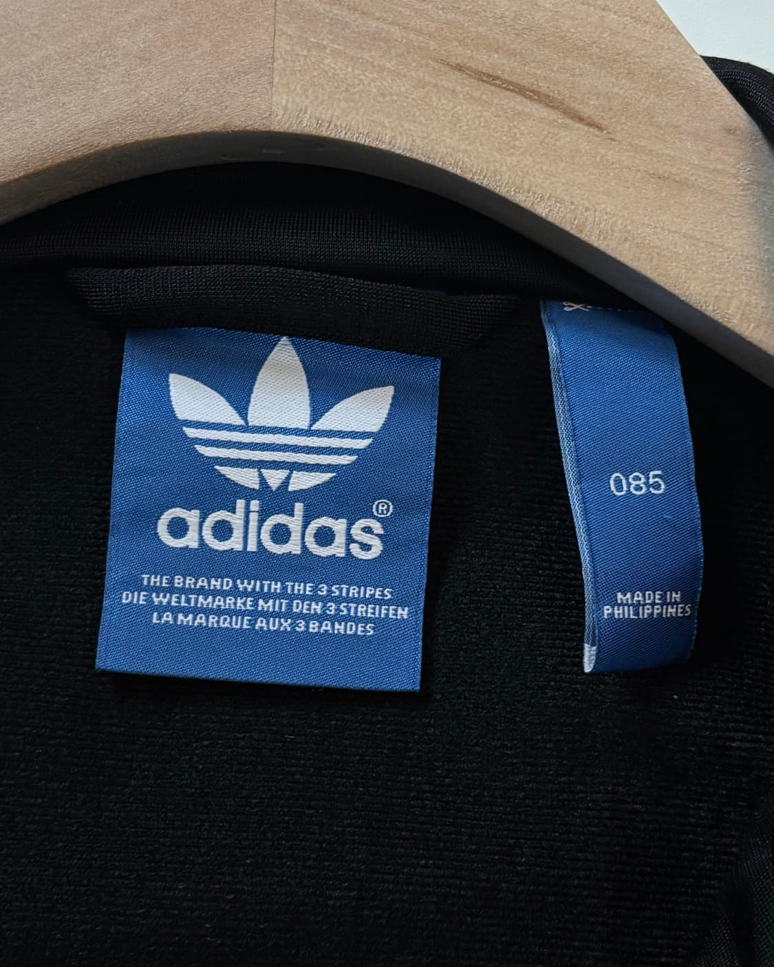 Adidas 아디다스 블랙컬러 슈퍼스타 트랙탑 상품이미지4